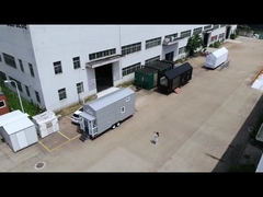 Σύγχρονα τροχόσπιτα μικροσκοπικά σπίτια κινητά σπίτια έτοιμα για αποστολή με τροχούς